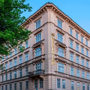 https://le-meridien.vienna-besthotels.com